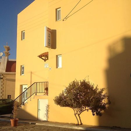 To Kyma Apartment Sitia  Bagian luar foto