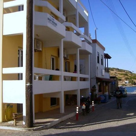 To Kyma Apartment Sitia  Bagian luar foto