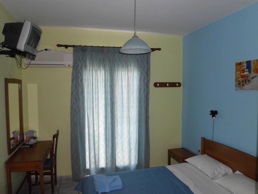 To Kyma Apartment Sitia  Bagian luar foto