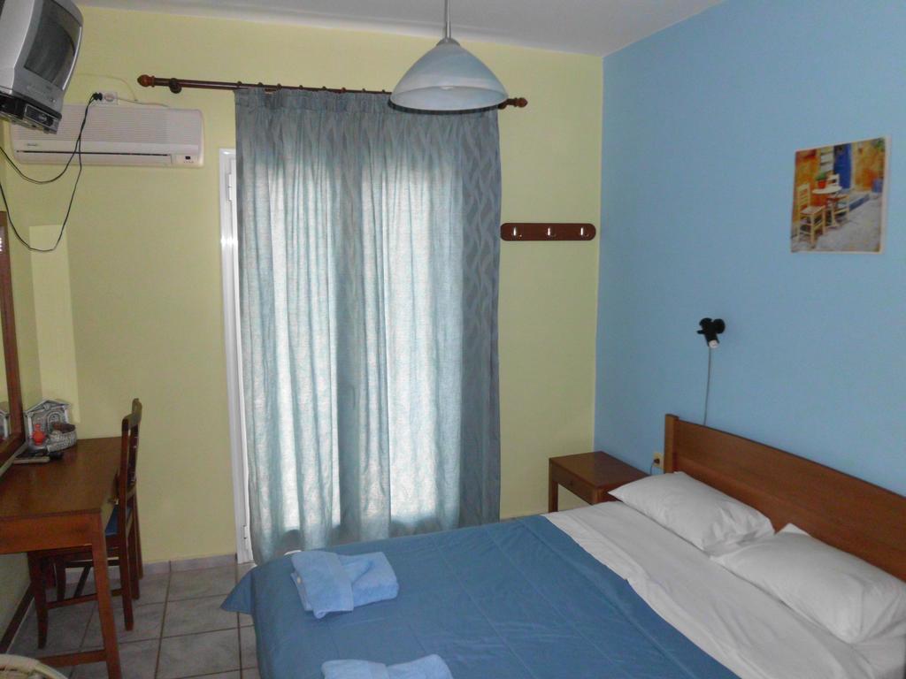 To Kyma Apartment Sitia  Bagian luar foto